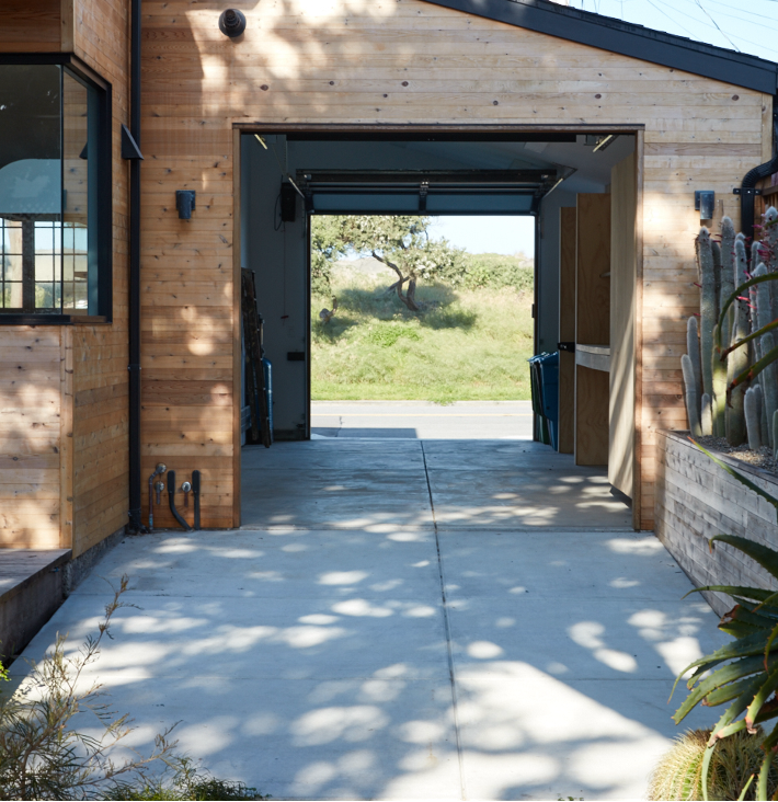 Open garage view to the Great Highway in San Francisco's Outer Sunset surf community